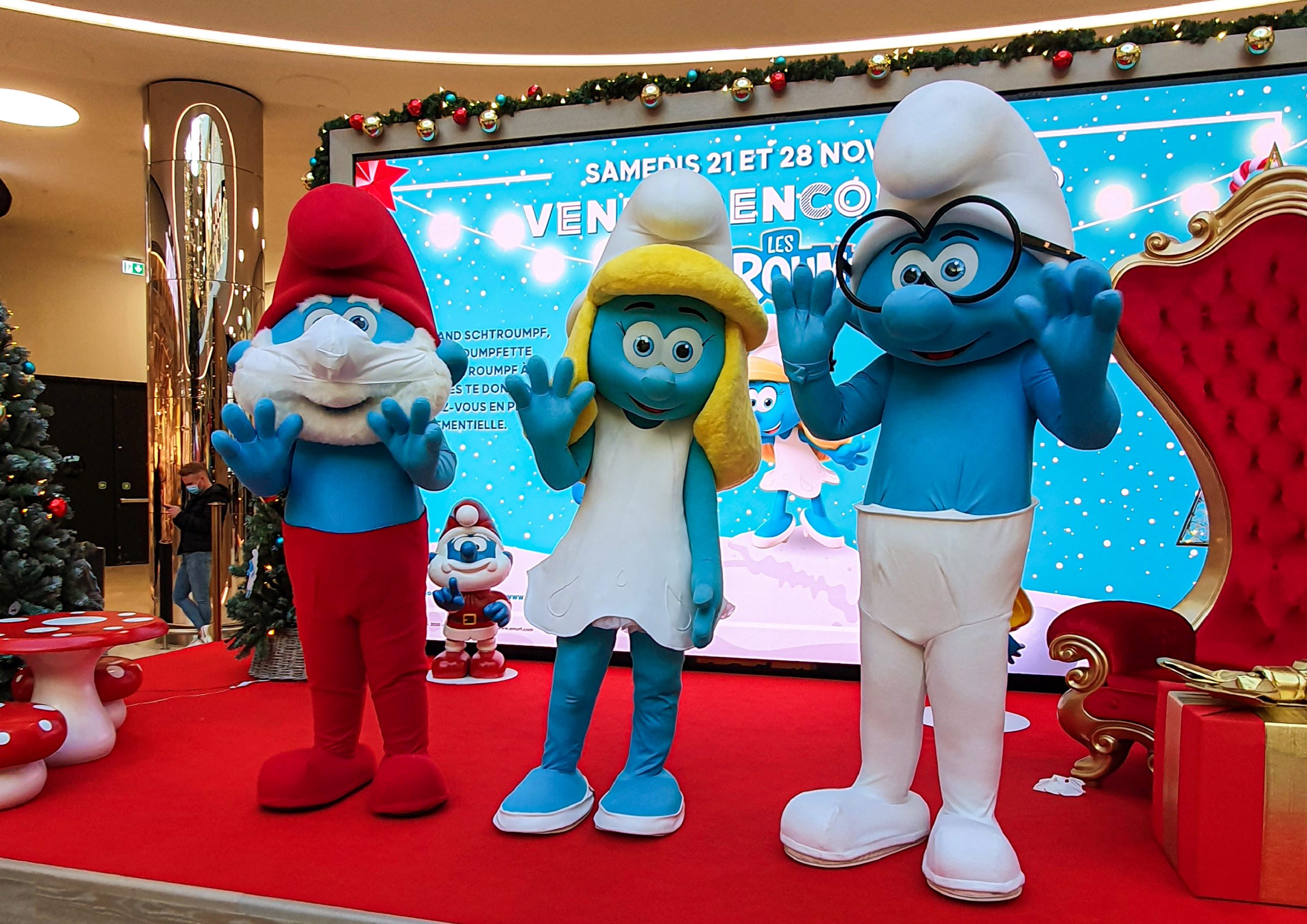 CHRISTMAS WITH THE SMURFS – IMPS
