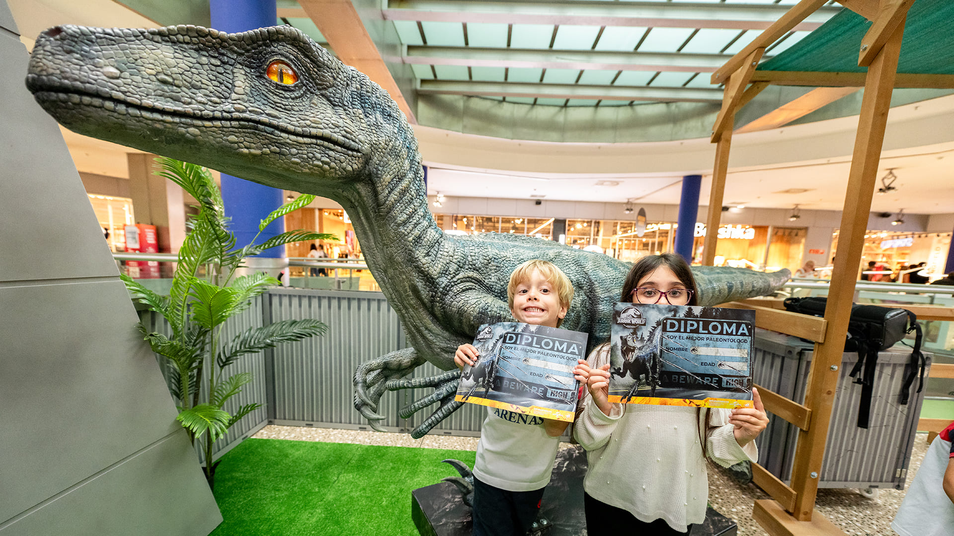 JURASSIC WORLD – 7 PALMAS162